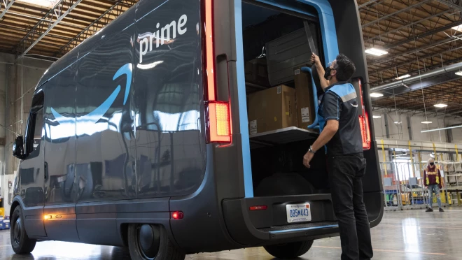 Amazon Just Bought 100,000 Electric Delivery Vehicles